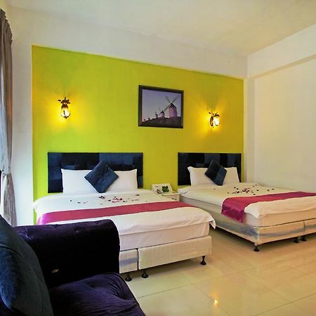 הואליין סיטי Rainbowtown Hotel מראה חיצוני תמונה